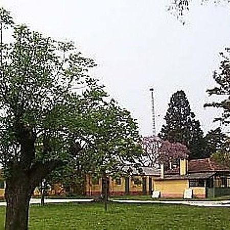 Pousada Chacara Das Roseiras Bagé Exterior photo